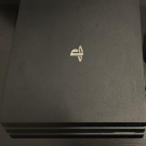 Sony PlayStation 4 Pro 1TB Spielekonsole - Jet Black Laser Defekt